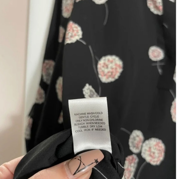 ANTHROPOLOGIE: Daniel Rainn Koda Split Neck Blouse (NWOT) - Picture 5 of 6